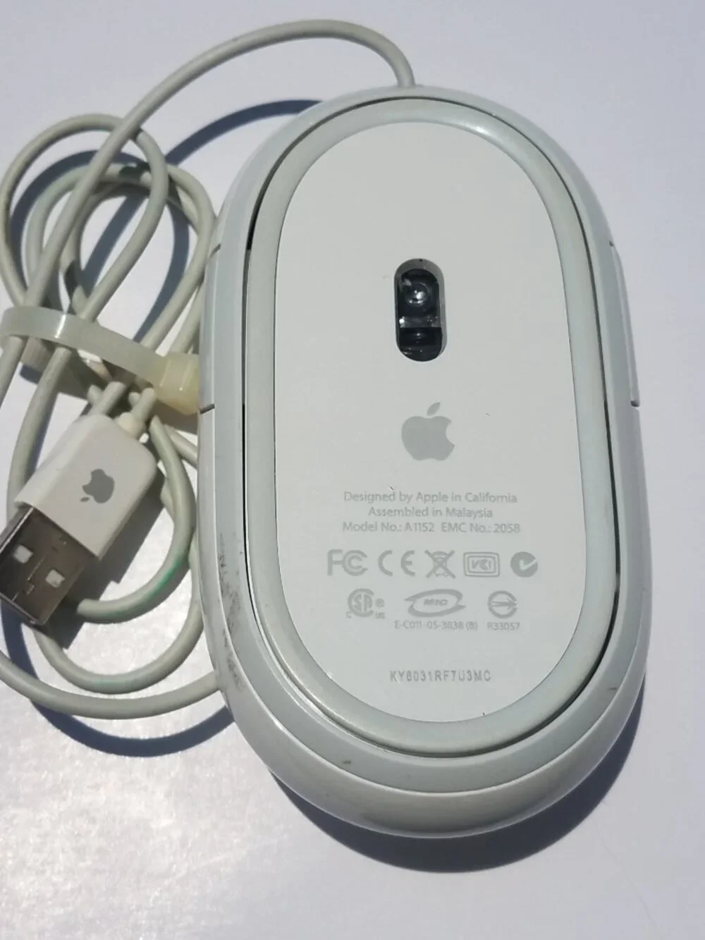 Apple White Aluminum USB Wired Keyboard A1243 and Apple wired Mouse A1152